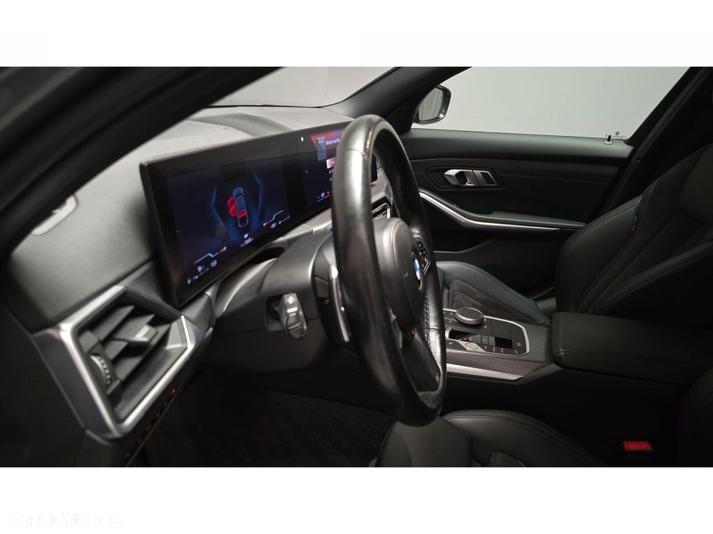BMW Seria 3 320d xDrive mHEV M Sport - 26