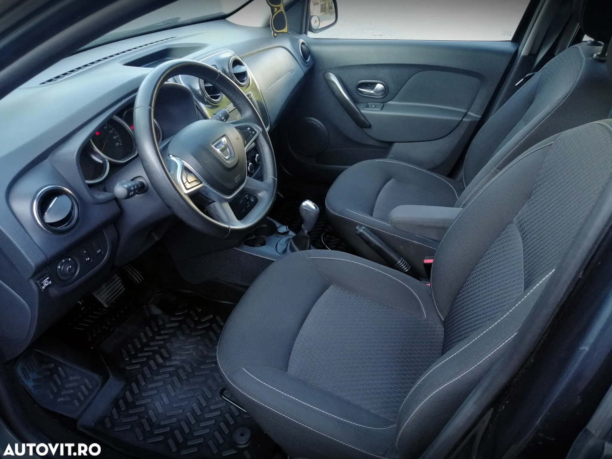 Dacia Logan MCV 0.9 TCe 90 CP Easy-R Prestige - 9