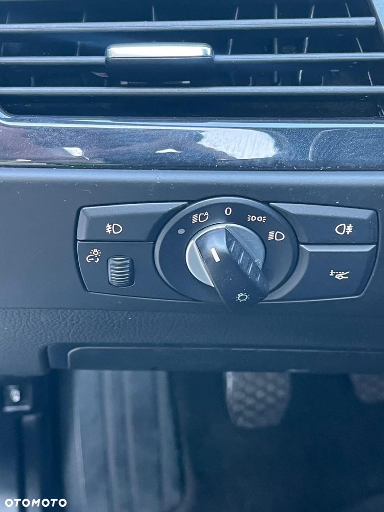 BMW Seria 5 520d Edition Exclusive - 15