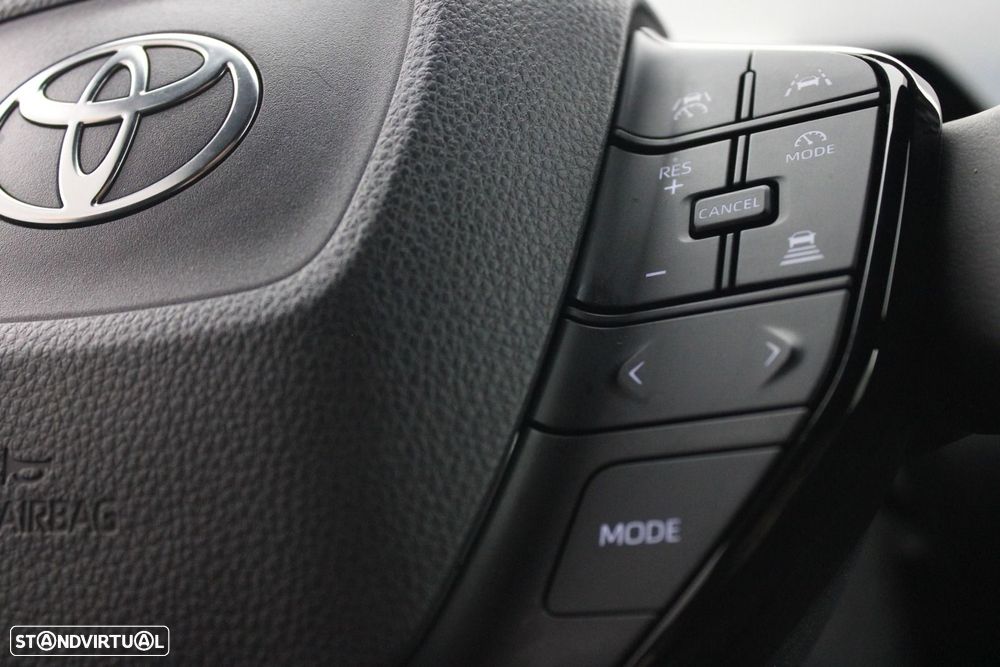 Toyota bZ4X 71,4 kWh Exclusive - 13