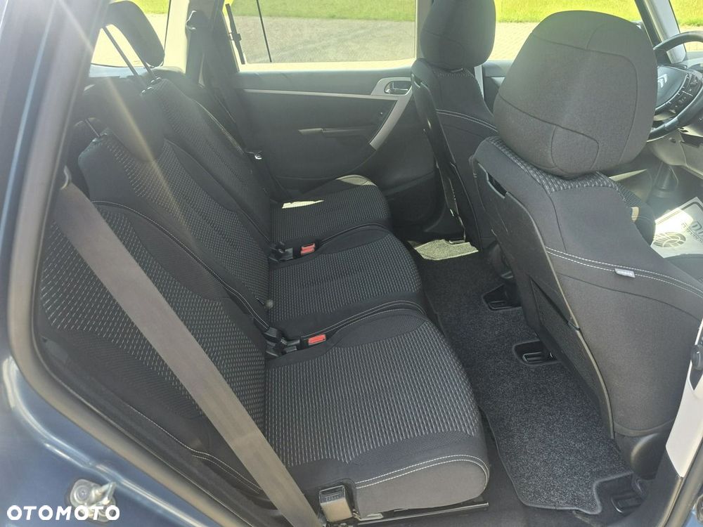 Citroën C4 Picasso - 23