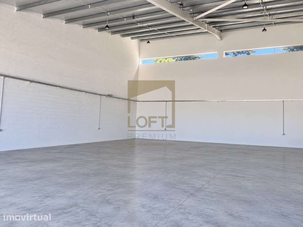 Pavilhão Próximo do Centro - Grande imagem: 3/26