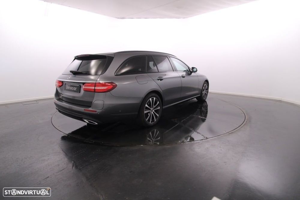 Mercedes-Benz E 300 de Avantgarde - 7