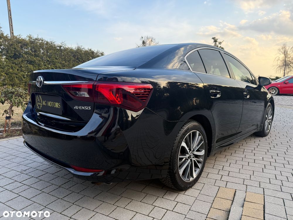 Toyota Avensis 2.0 Premium MS - 6