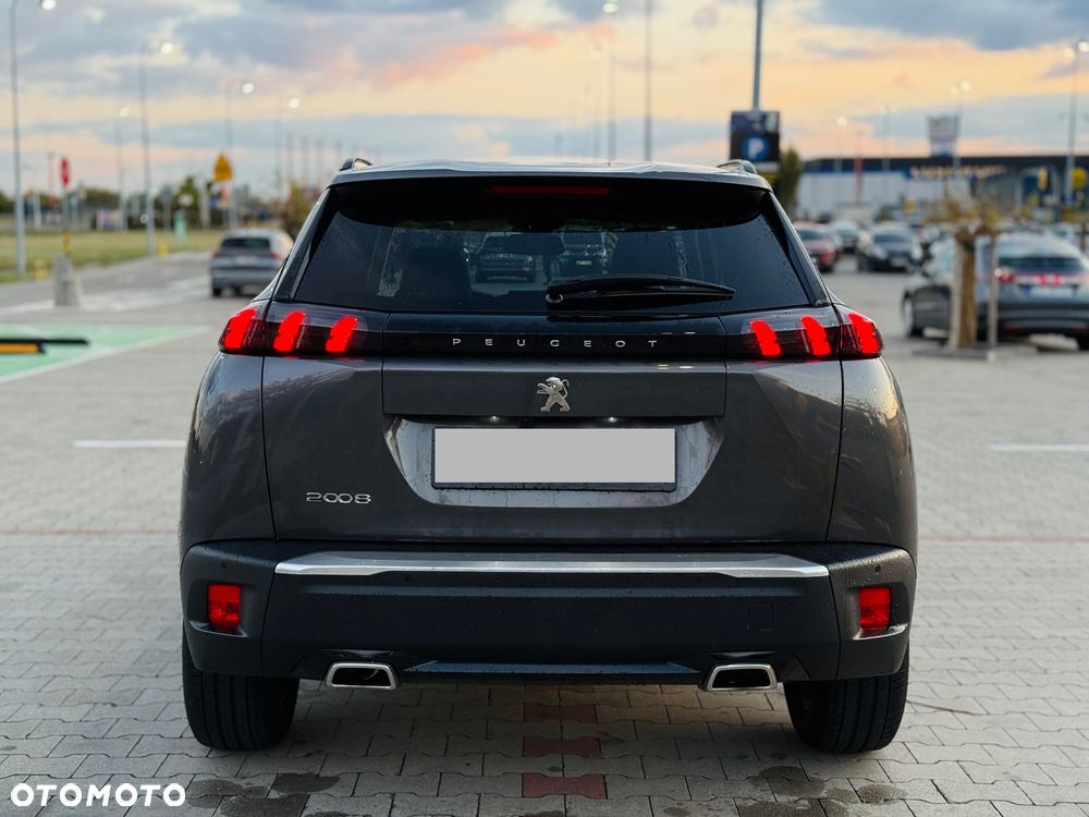 Peugeot 2008 1.2 PureTech Allure S&S EAT8 - 5