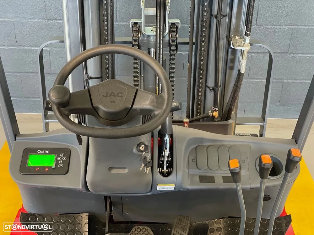 JAC CPD20A3 Empilhador Elétrico 3 Rodas - 6