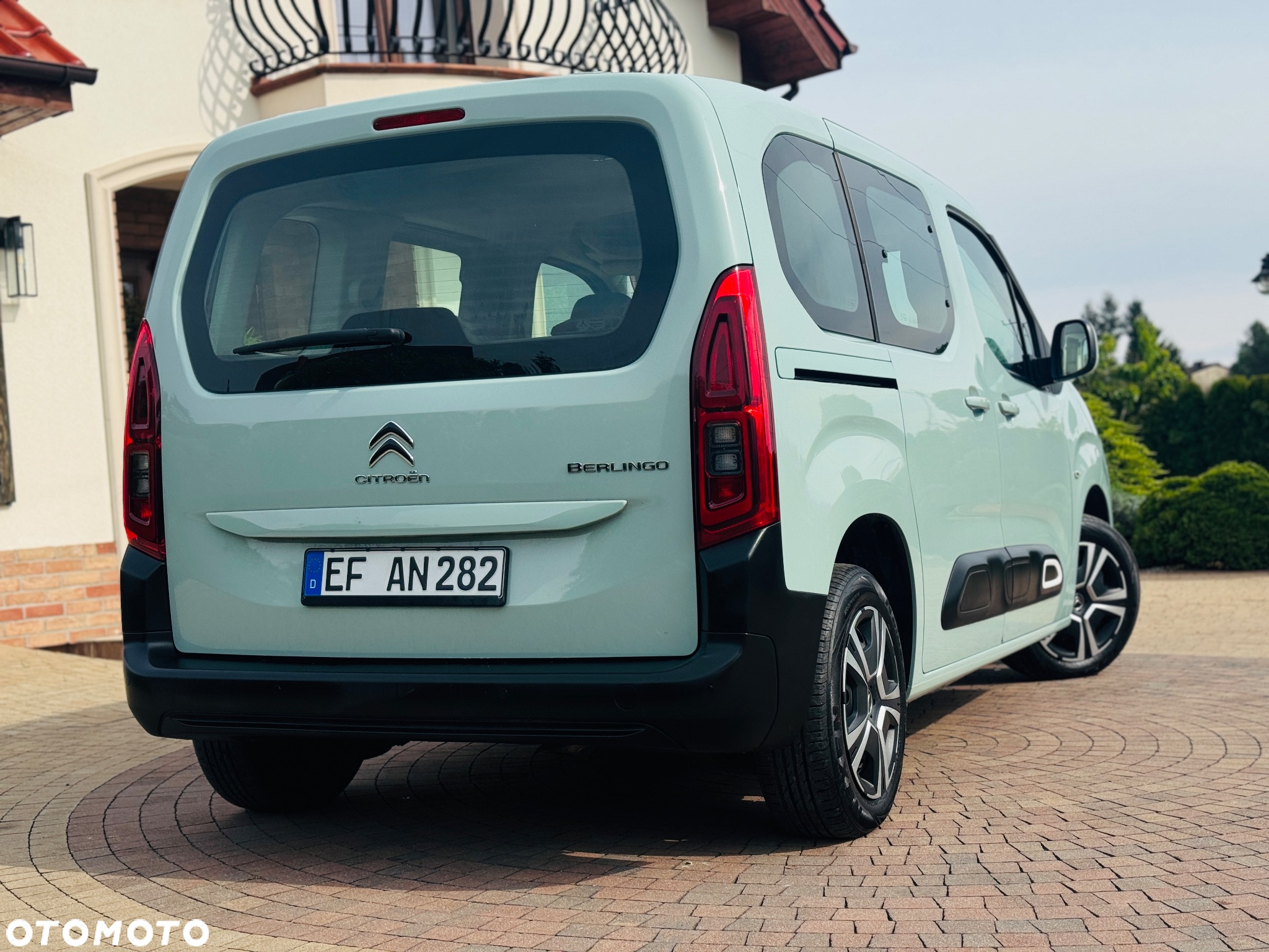 Citroën Berlingo M BlueHDi 130 SHINE - 28