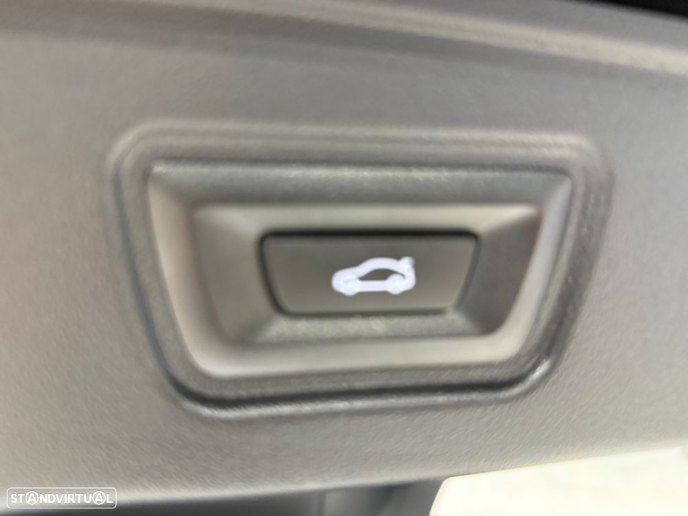 BMW 530 e Pack Desportivo M - 22