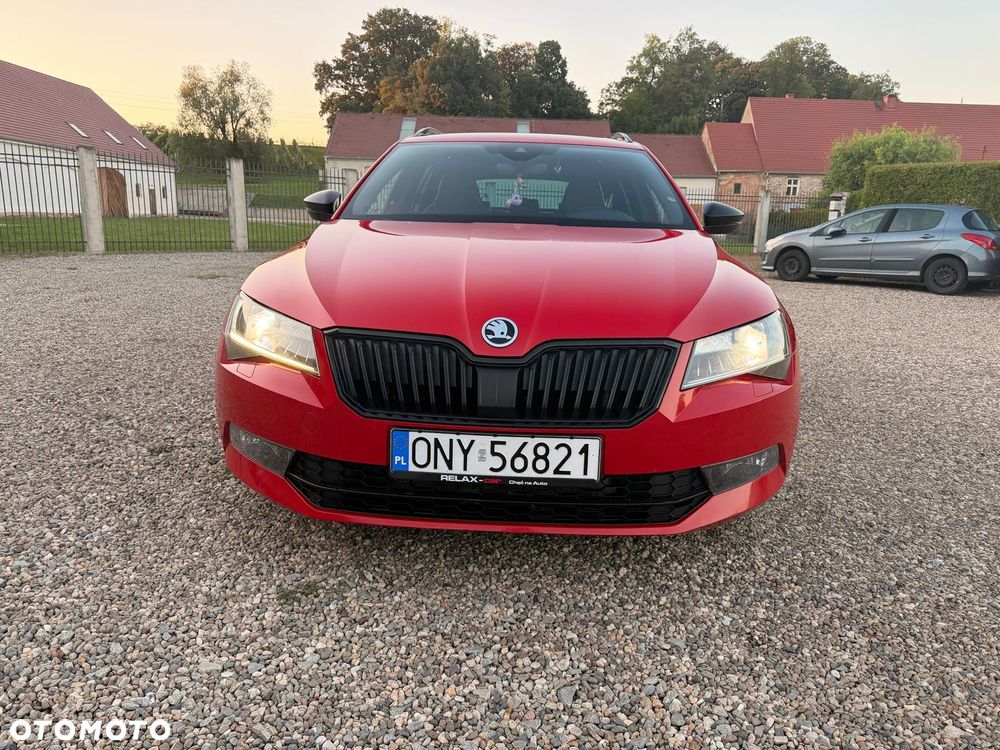 Skoda Superb 2.0 TDI Sportline - 40