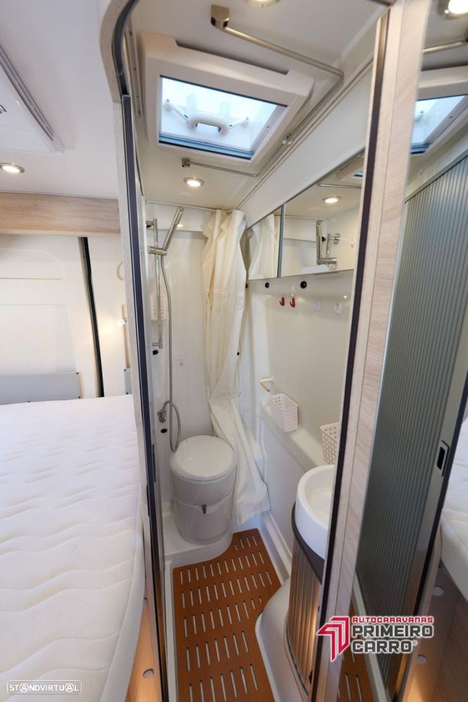 Rapido Van V62 cama francesa - 13