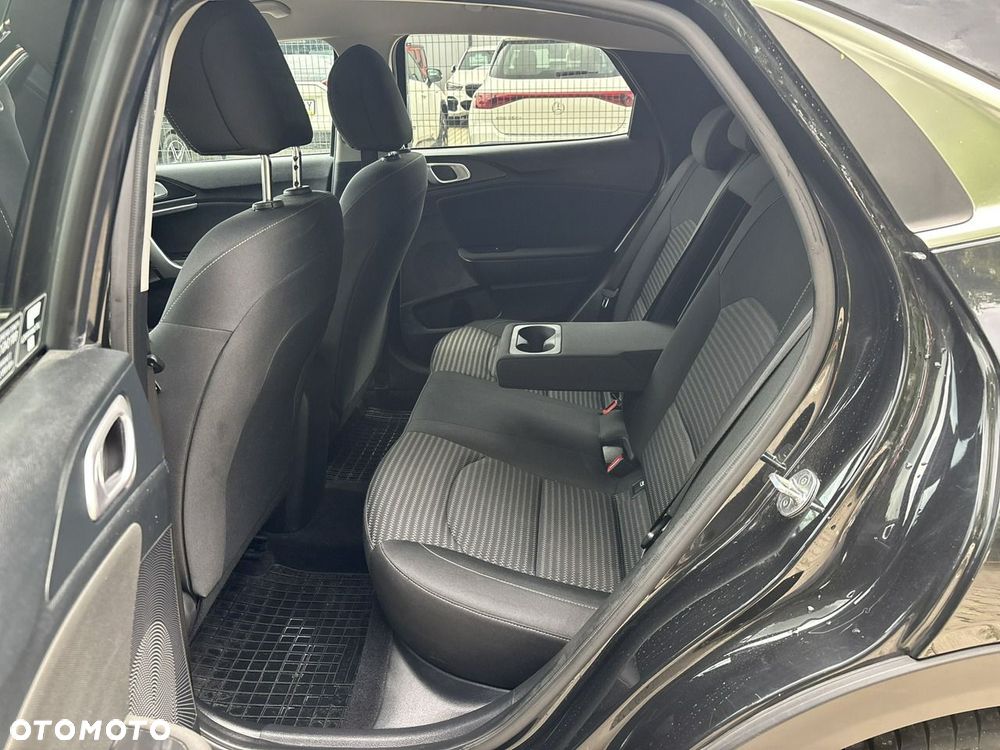 Kia XCeed 1.5 T-GDI M - 18