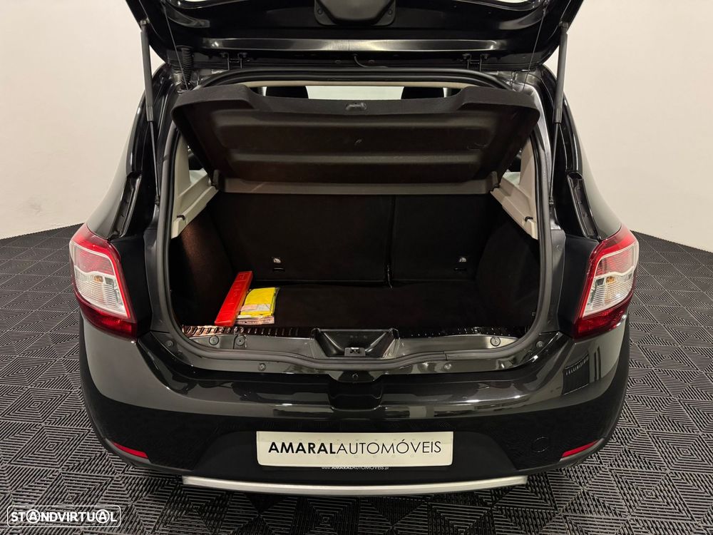 Dacia Sandero 0.9 TCe Stepway - 39