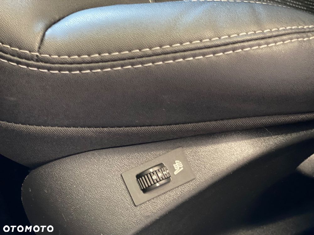 Peugeot 2008 1.6 BlueHDi Crossway S&S - 30