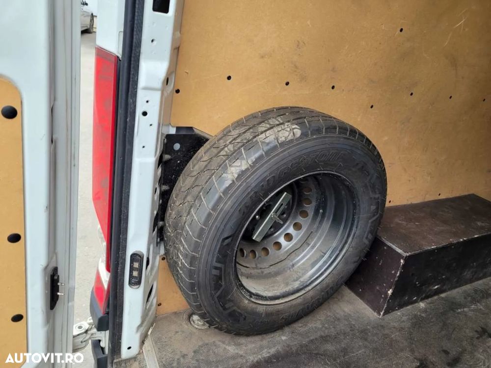 Iveco Daily 35S14 VAN - 26