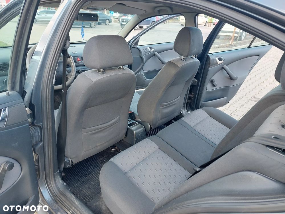 Skoda Octavia 1.6 Classic - 6