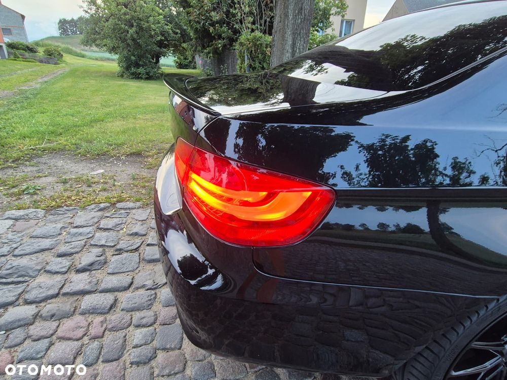BMW Seria 3 320i - 18