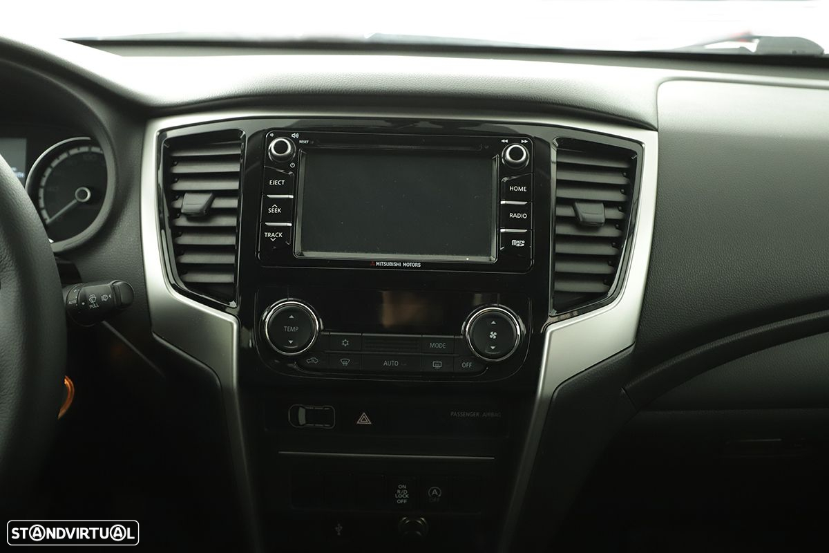 Mitsubishi l 200 2.3 di-d strakar club intense 4wd - 9
