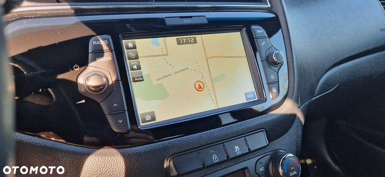 Kia ProCeed - 32