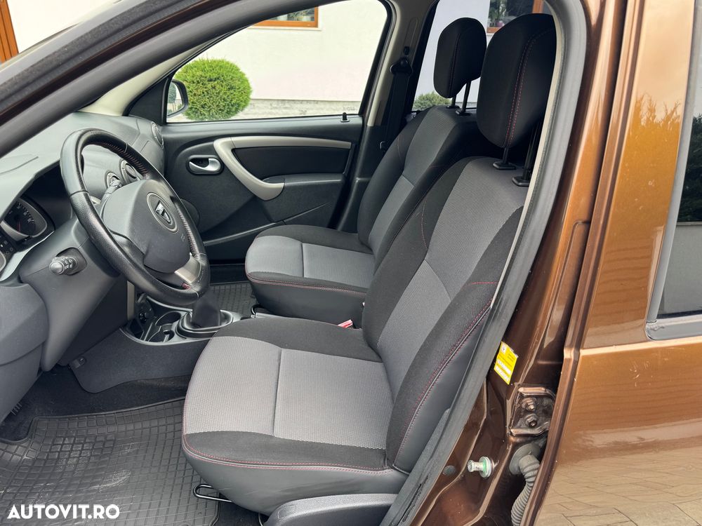 Dacia Duster 1.6 4x2 Laureate - 9