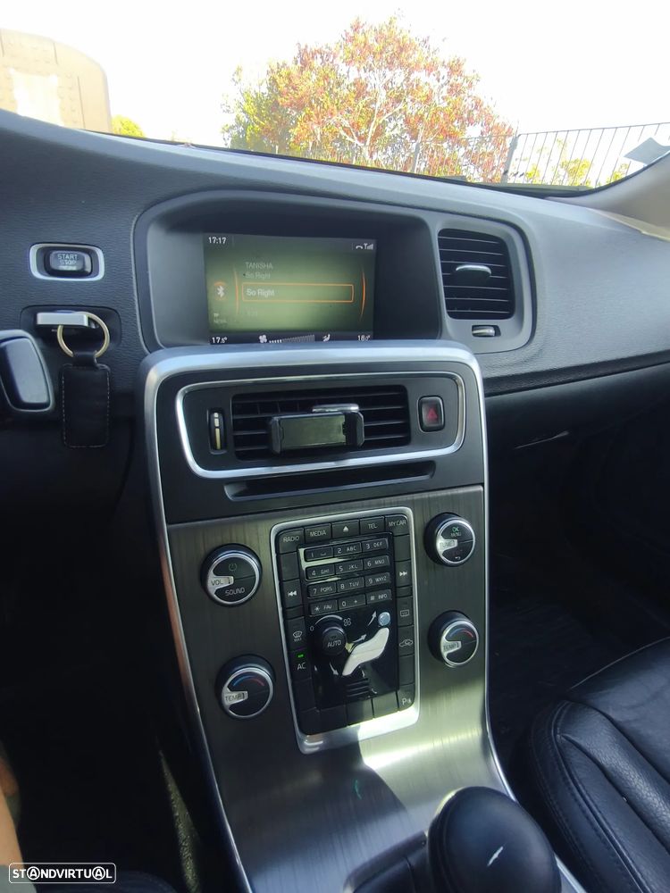 Volvo S60 2.0 D3 Momentum - 17