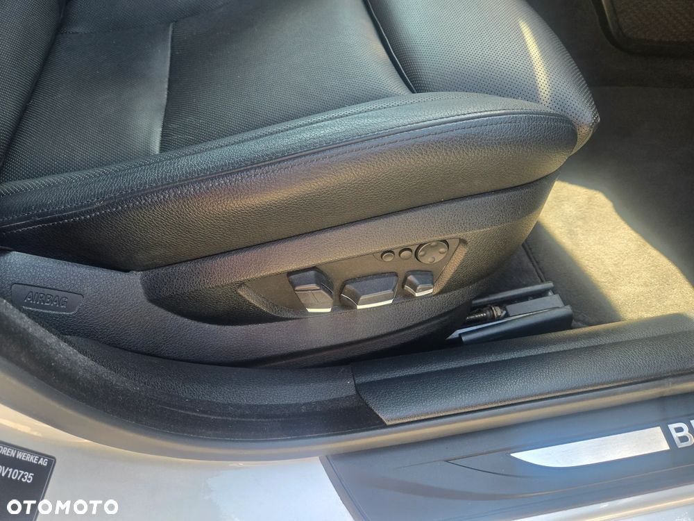 BMW Seria 5 - 25