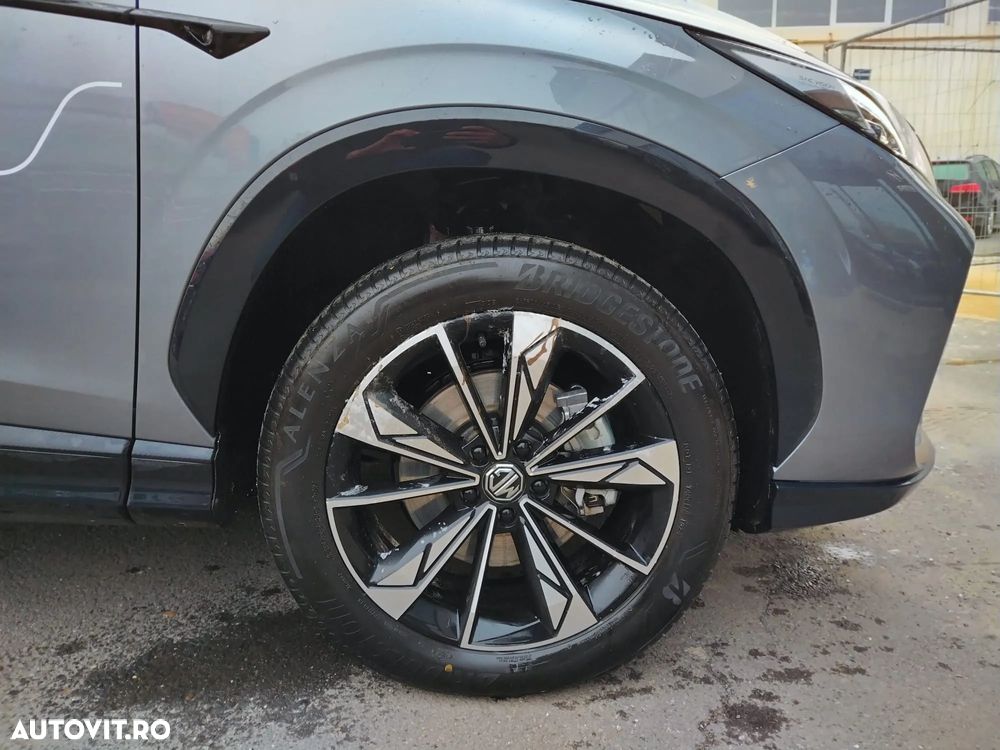 MG HS 1.5 T-GDi 7DCT Exclusive - 6