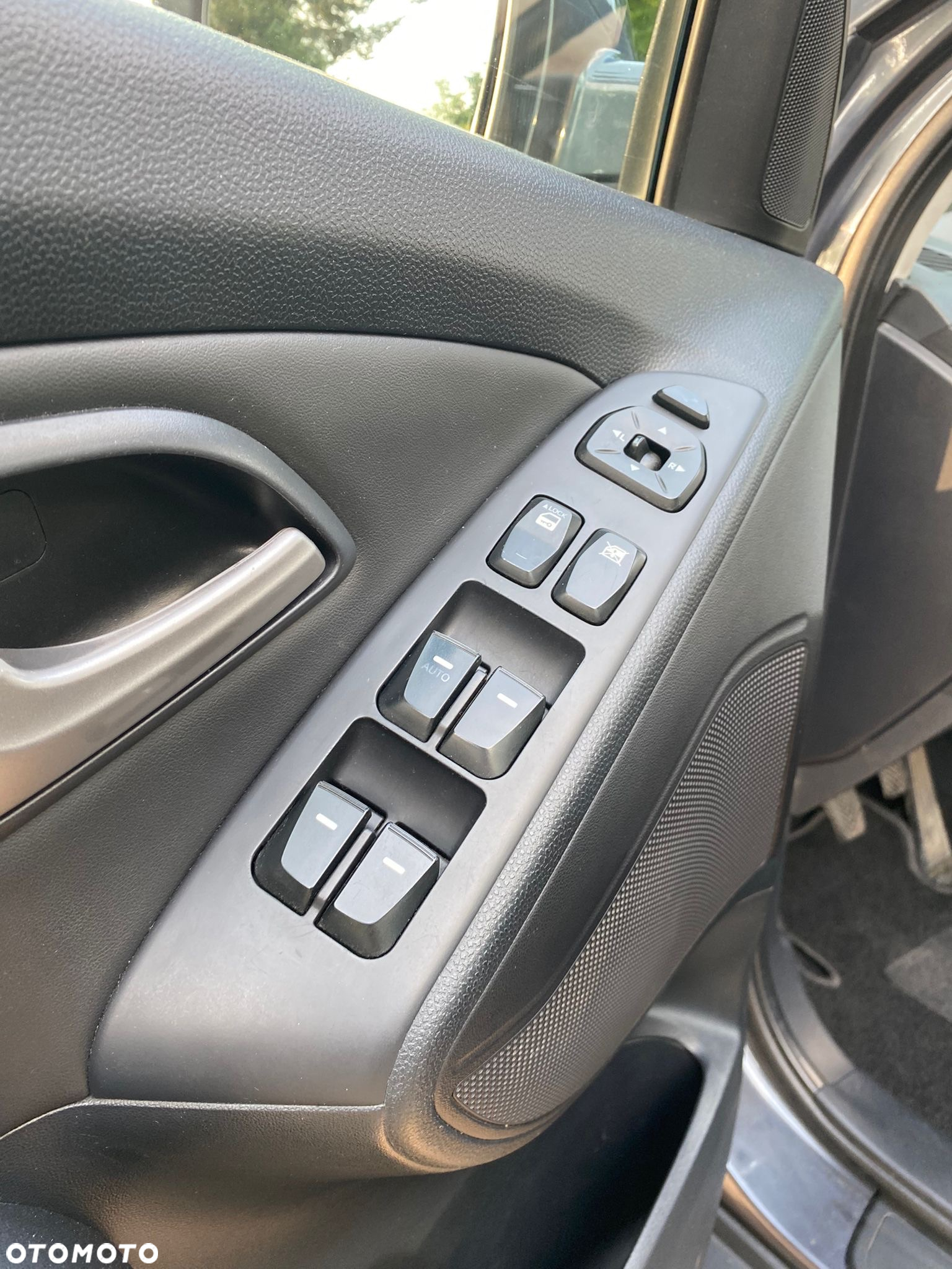 Hyundai ix35 1.7 CRDi Premium 2WD - 17