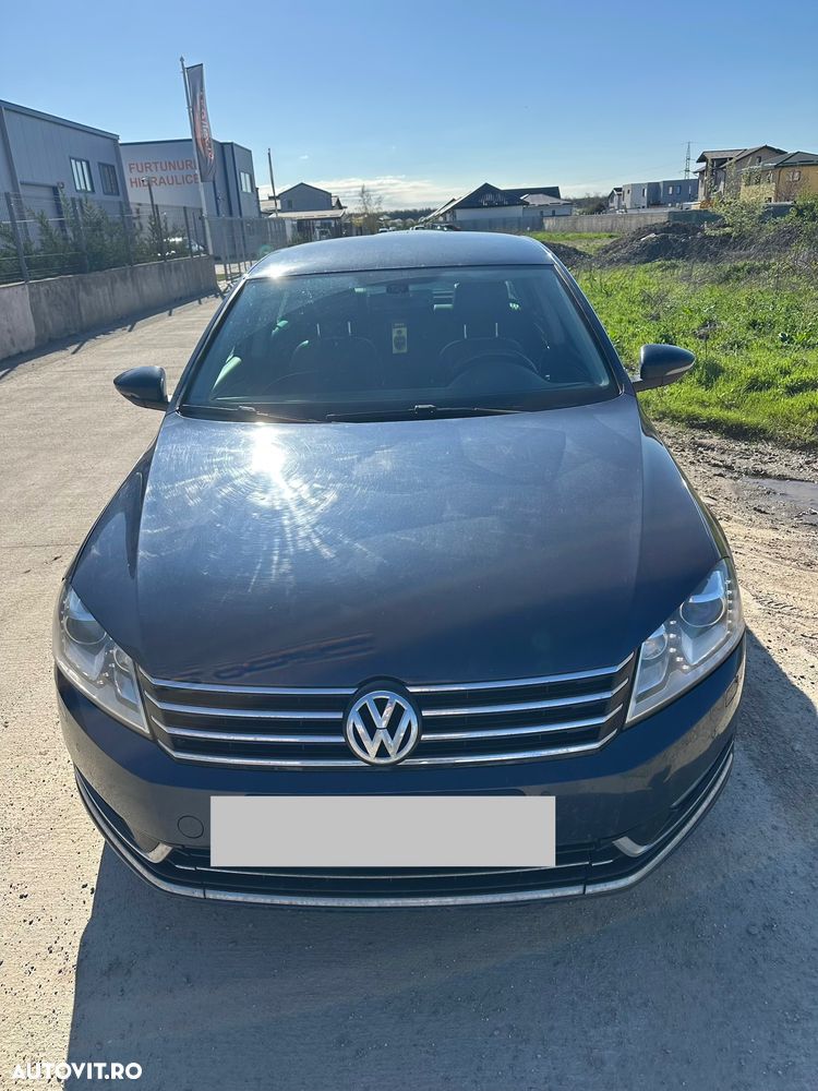 Volkswagen Passat 2.0 TDI BlueMotion Tehnology DSG Highline - 1