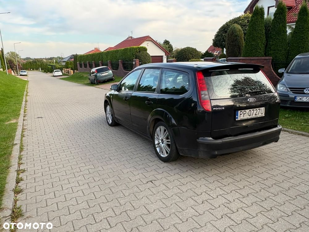 Ford Focus - 10