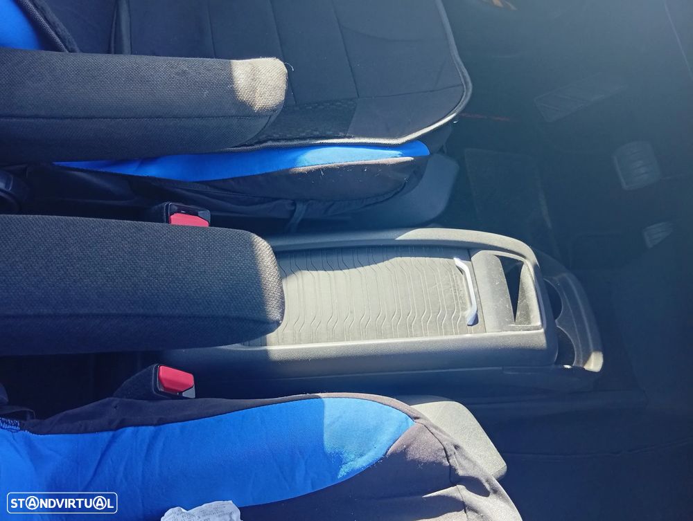 Citroën C4 Grand Picasso - 16