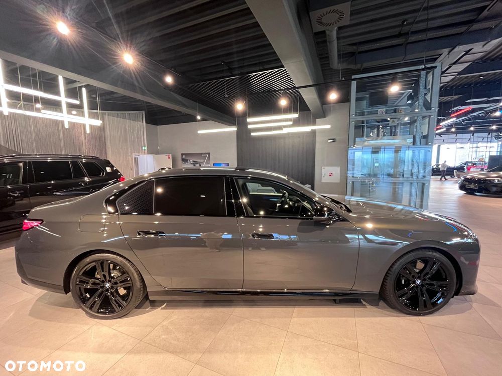 BMW Seria 7 740 xDrive mHEV sport - 7