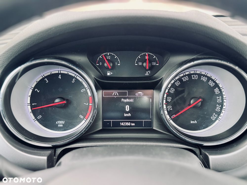 Opel Astra 1.4 Turbo Dynamic - 23