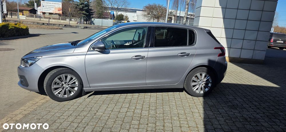 Peugeot 308 BlueHDi 130 EAT6 Stop & Start Allure Business-Paket - 3