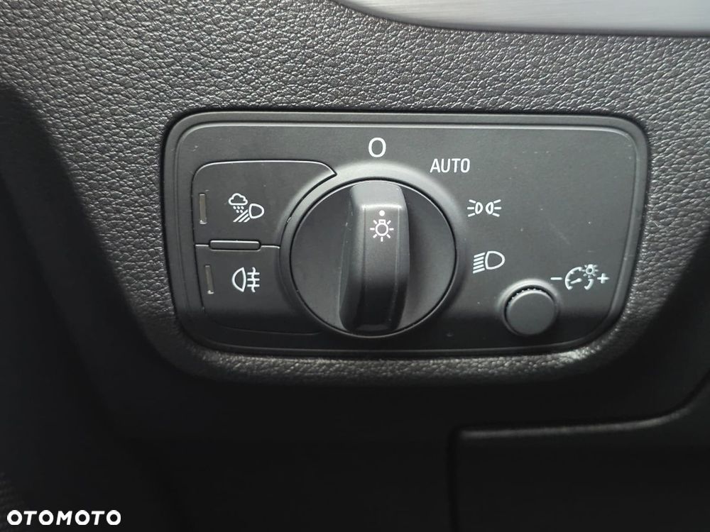Audi Q2 35 TDI S tronic advanced - 31