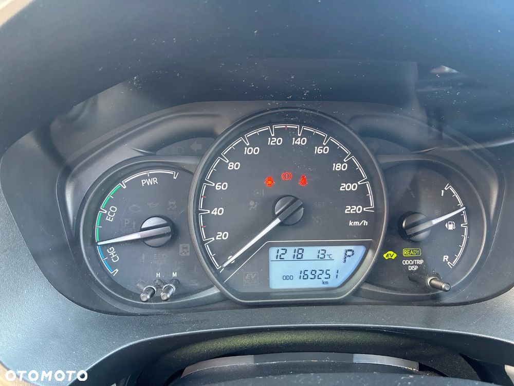 Toyota Yaris Hybrid 100 Active EU6 - 9