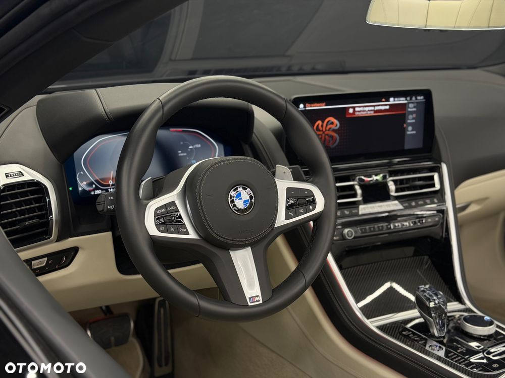 BMW Seria 8 840i xDrive - 16