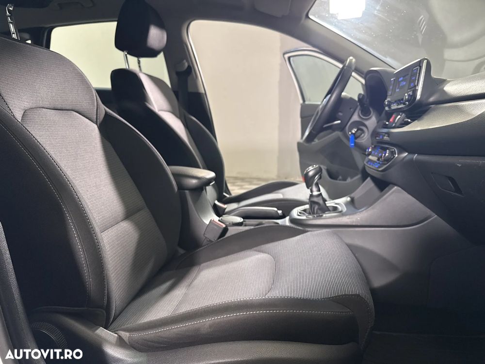 Hyundai i30 - 12