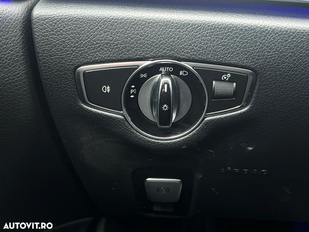 Mercedes-Benz E 200 4MATIC Aut. - 20