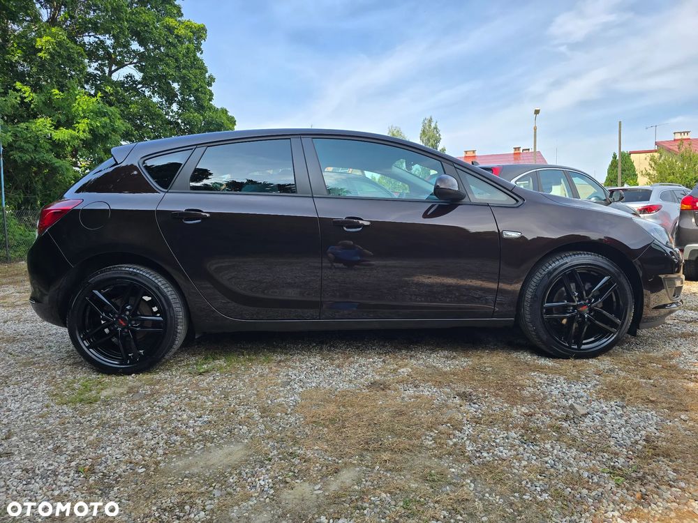 Opel Astra 1.4 Turbo Style - 4