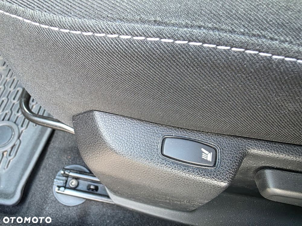Dacia Duster 1.0 TCe Journey - 14