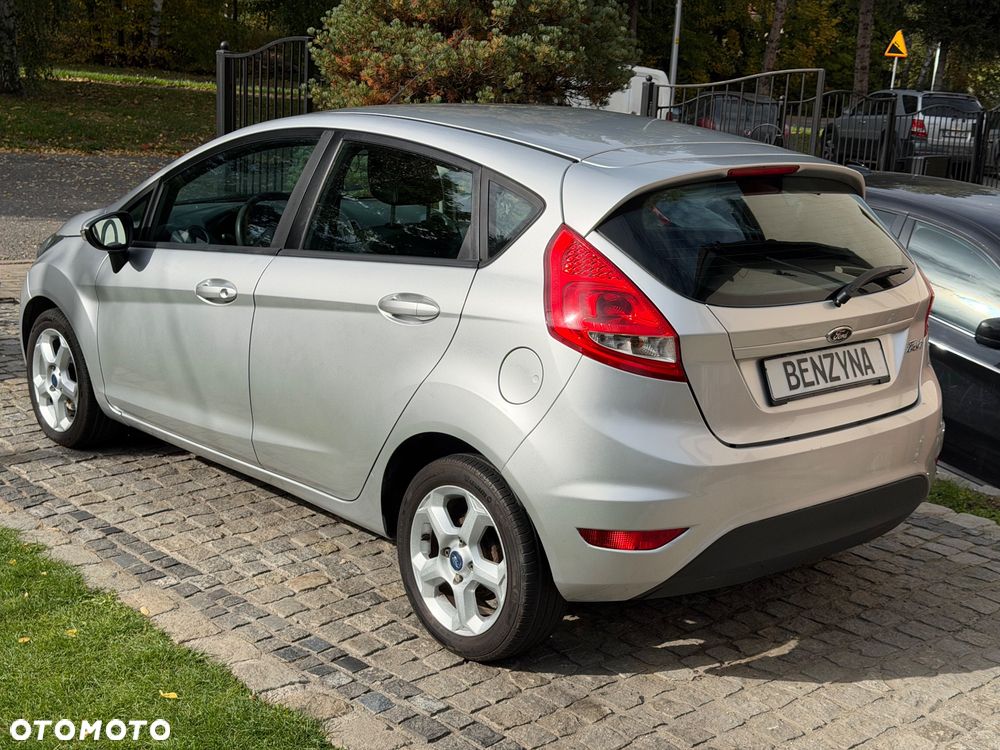 Ford Fiesta - 15