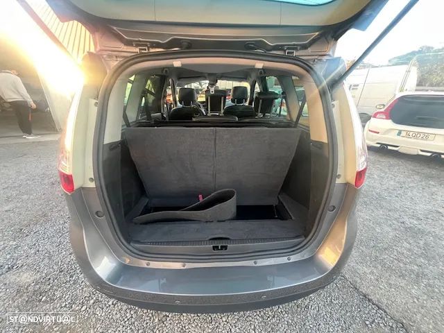 Renault Grand Scénic 1.5 dCi Luxe SS - 15