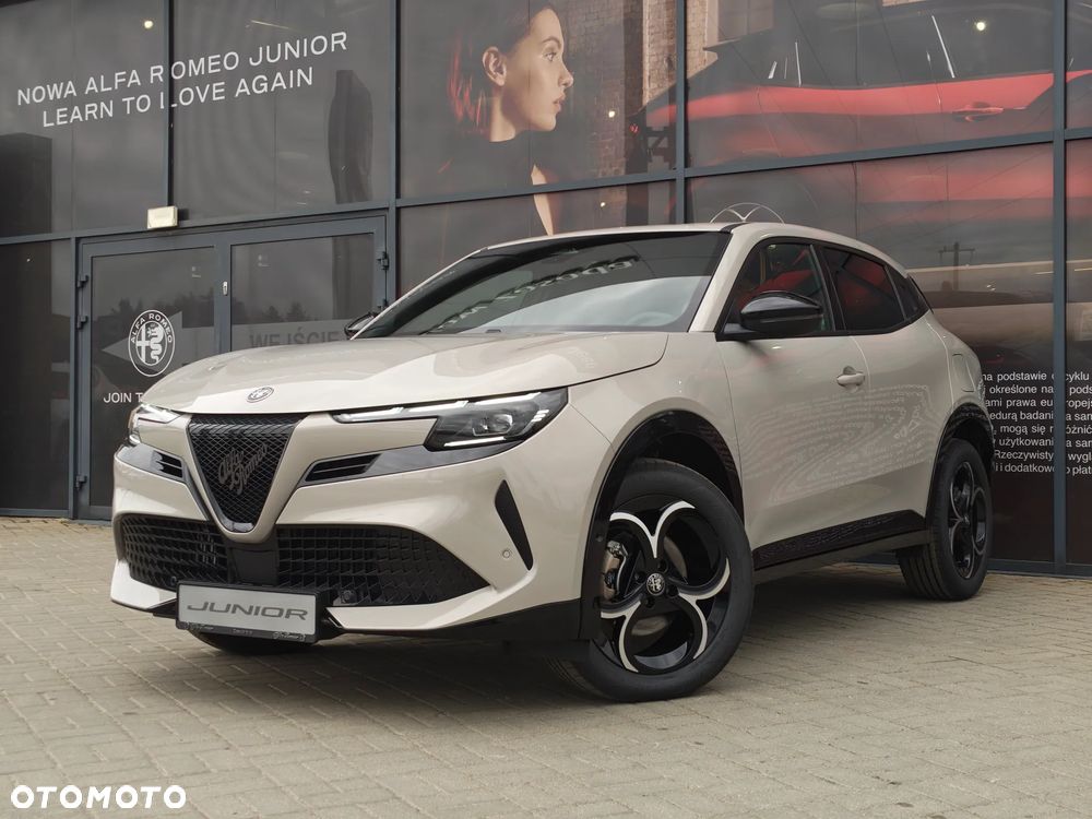 Alfa Romeo Junior 1.2 mHEV Ti eDCT - 2