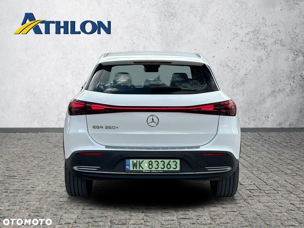 Mercedes-Benz EQA 250+ 70.5kWh Progressive - 4