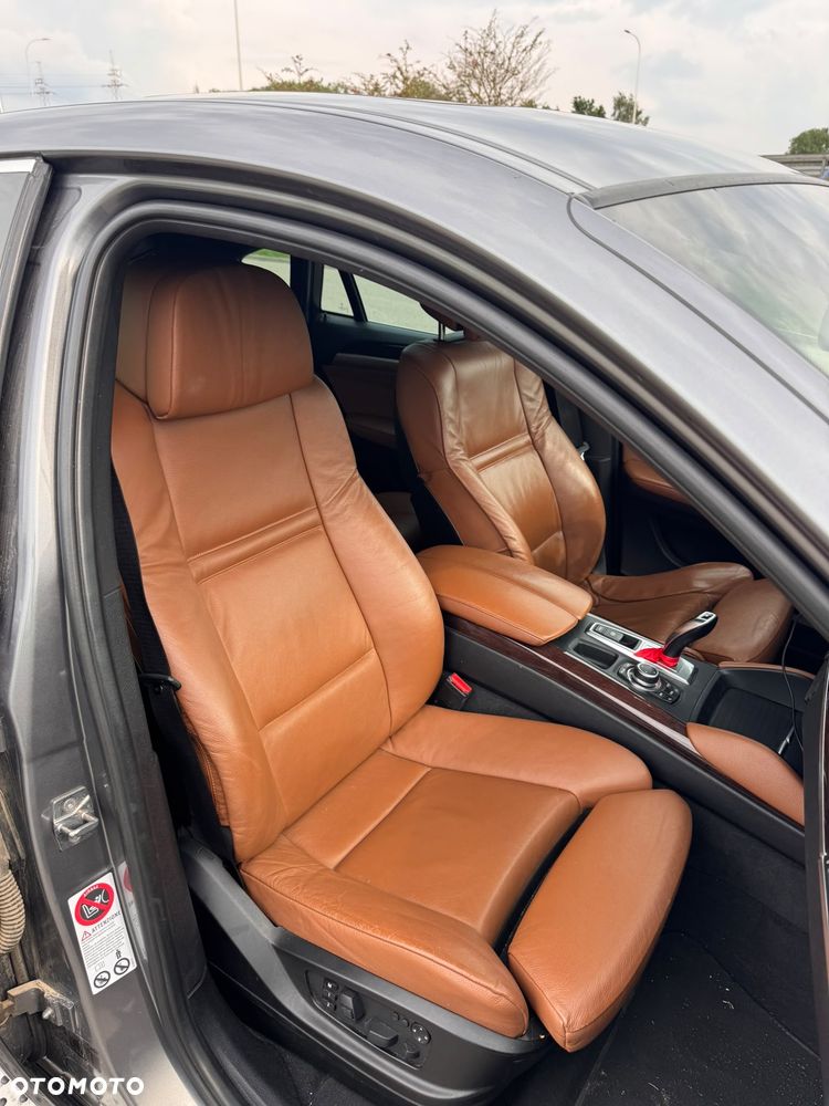 BMW X6 - 15