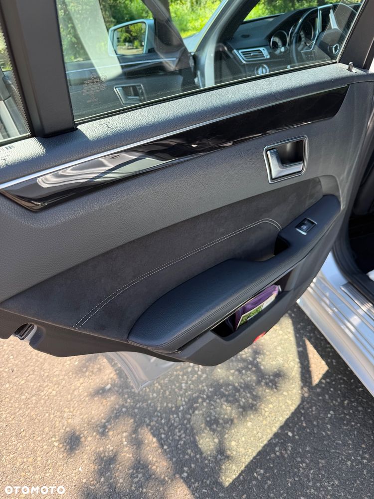 Mercedes-Benz Klasa E 220 BlueTEC 7G-TRONIC Avantgarde - 21