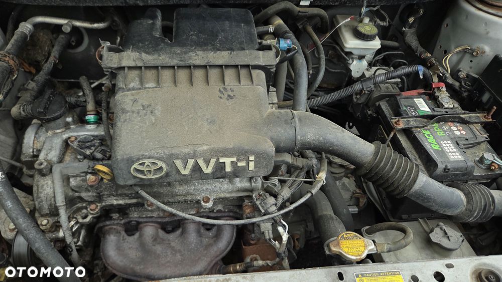Toyota Yaris - 8