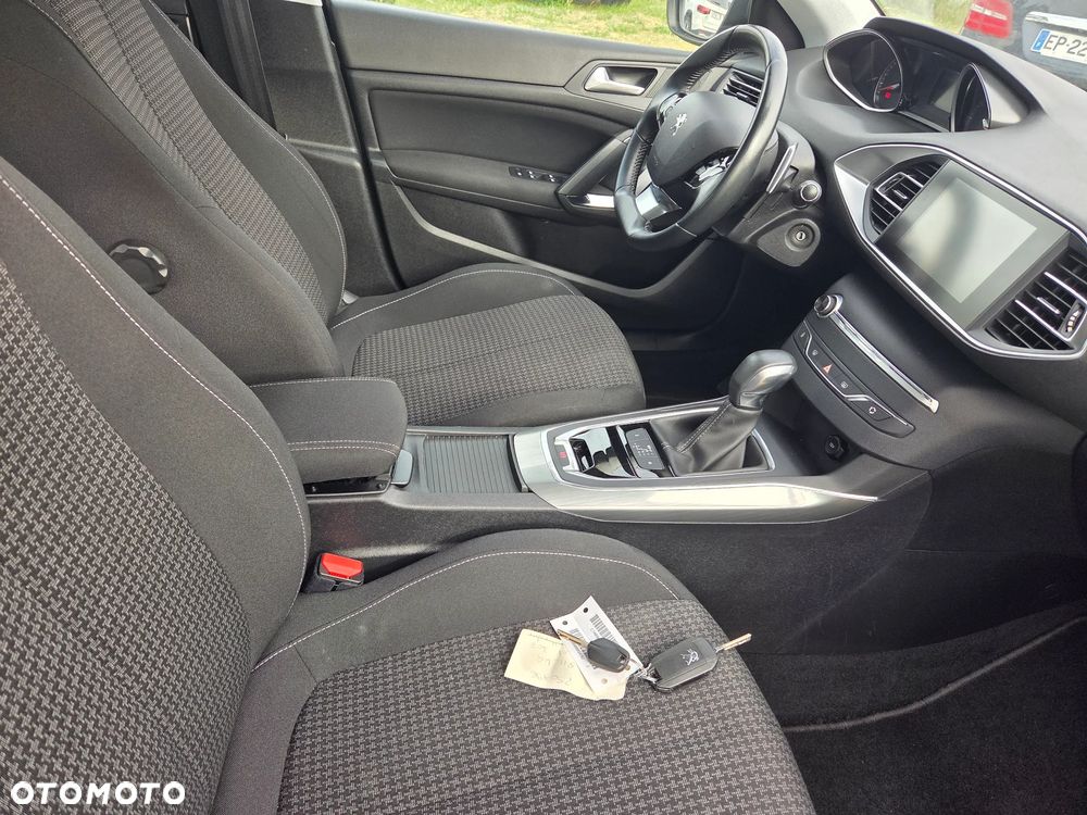 Peugeot 308 BlueHDi 130 EAT6 Stop & Start Active - 11