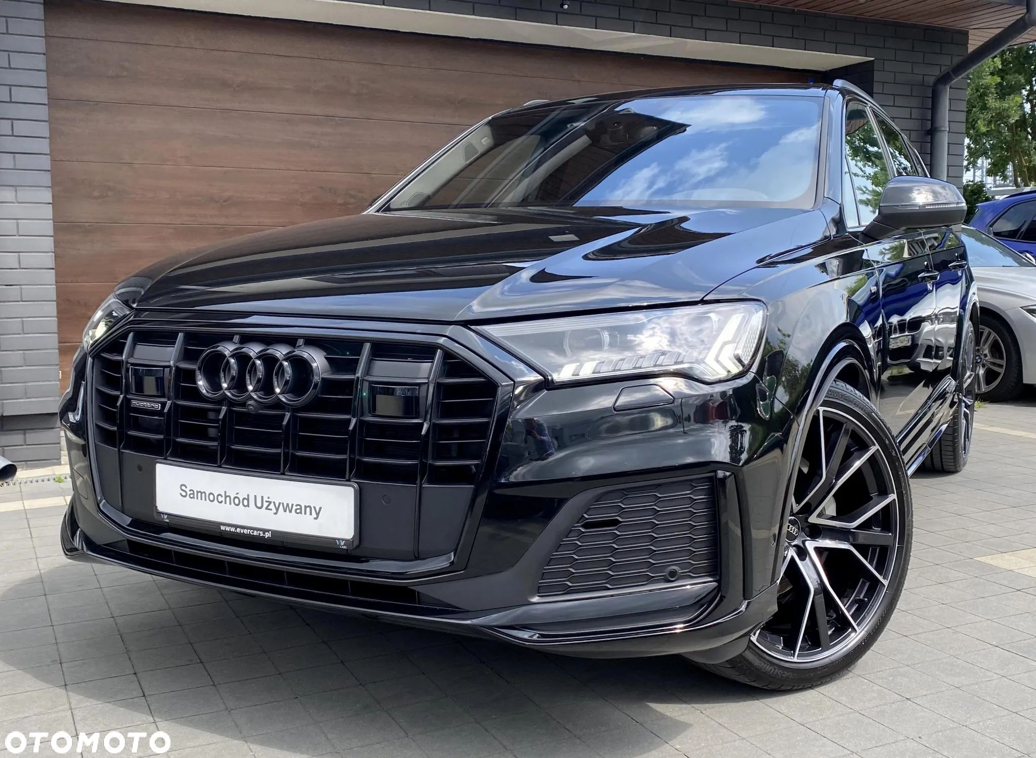 Audi Q7 - 1
