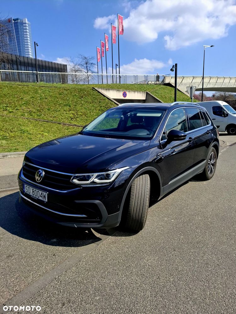 Volkswagen Tiguan - 9